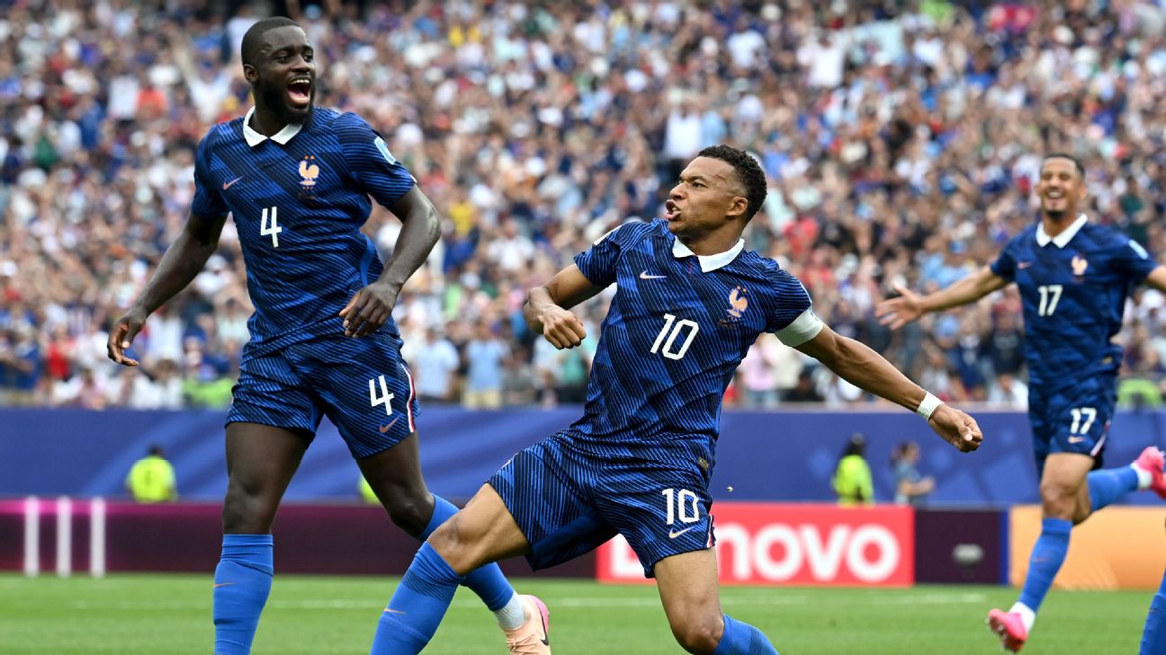 姆巴佩世界杯16球追平纪录 法国前锋迈向“世界杯先生”